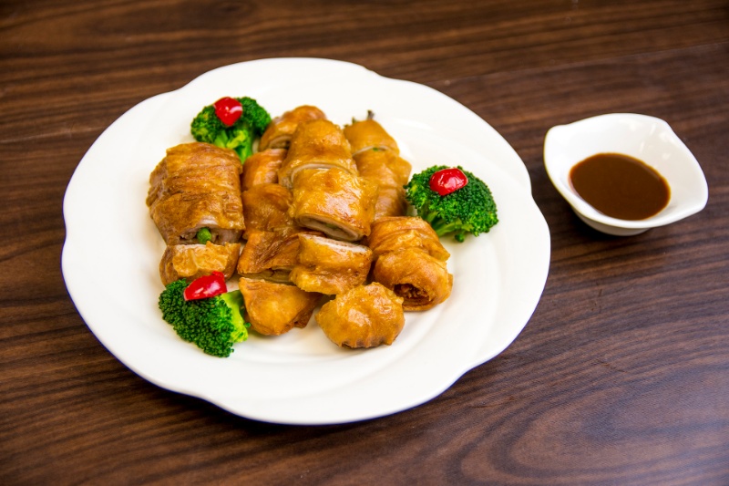 p23. crispy pork intestine 酥炸肥肠